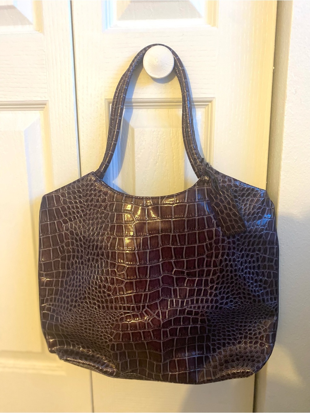 Structured Croc-Embossed Tote Bag in Deep Brown